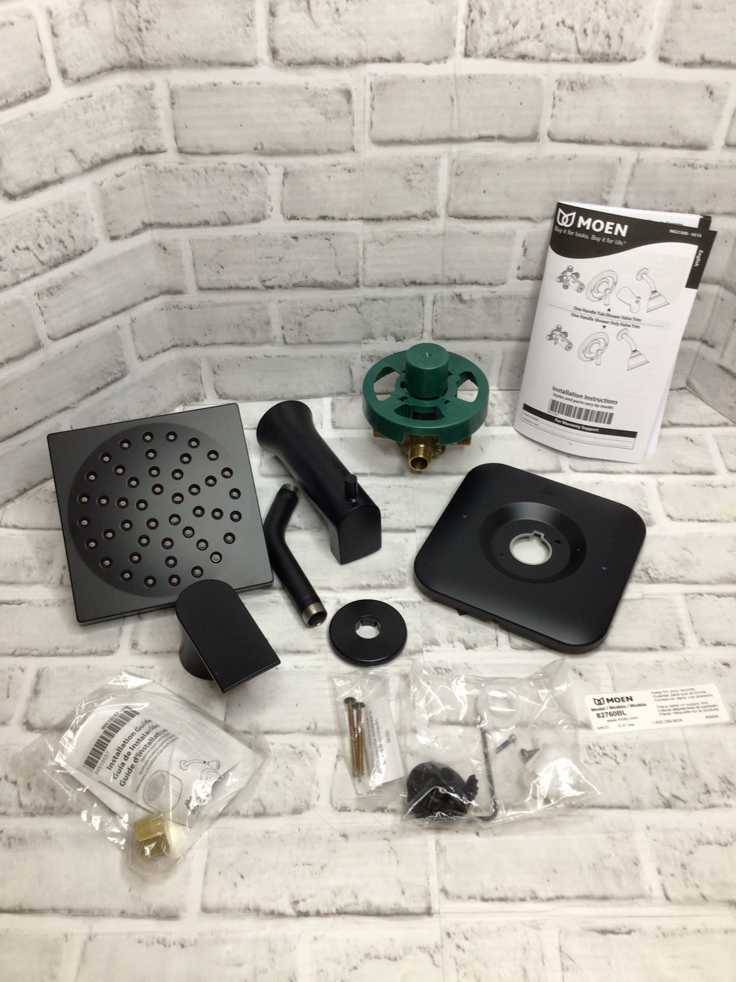 MOEN Genta 82760BL Tub and Shower Faucet In Matte Black **SCRATCHES - READ** (8106691330286)